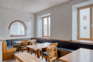 Sitzmöglichkeiten_1