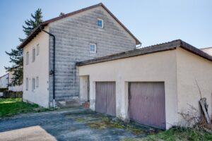Haus m. Garage